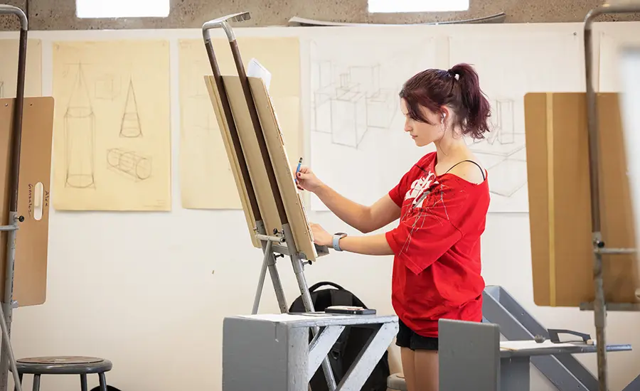 Student drawing at Otis College Foundation