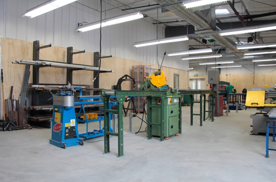 New metal and wood shop